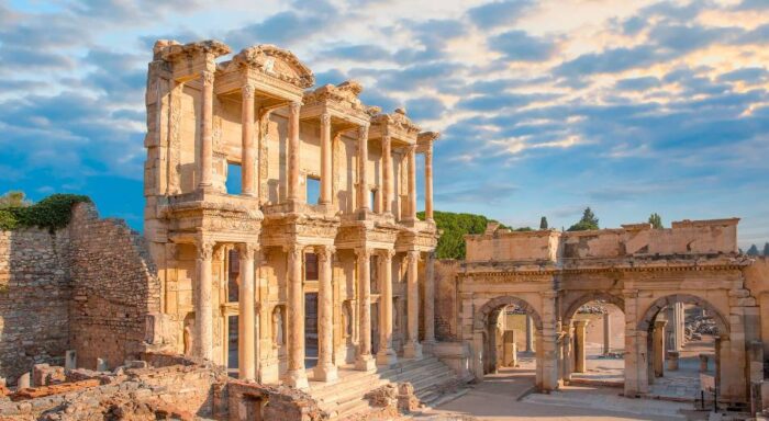 Izmir Metropolitan Municipality Joins the Global Sustainable Tourism Council - TRAVELINDEX