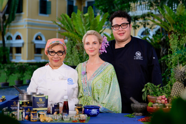 Master Chef Nooror S. Steppe & Chef Kris Steppe of Blue Elephant Featured on Austrian TV - TRAVELINDEX